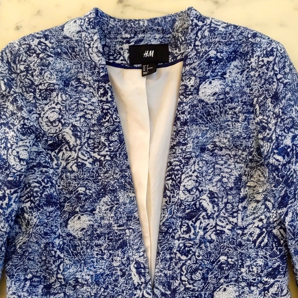 NWOT. H&M Cotton/Linen blue and white jacquard blazer w/full lining&real pockets - Picture 3 of 6